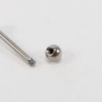 BOLINHA ROSCA EXTERNA LISA TITANIO/TRE182