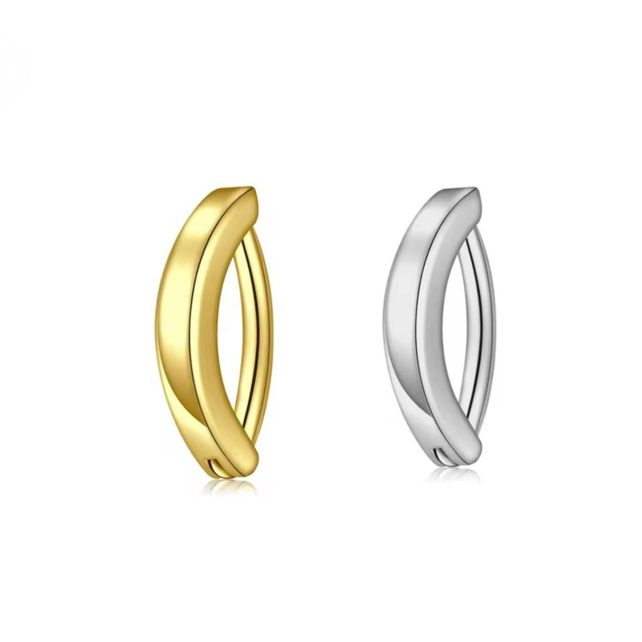 WhatsApp Image 2026-07-01 at 13.16.03 (1) Piercing Banana Titânio Fomato Meia Argola Click Lisa/T645 - Imagem 1